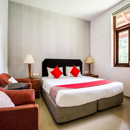 Oyo 104 Pegasus Hotel Singapore Exterior photo