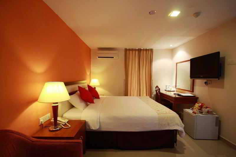 Oyo 104 Pegasus Hotel Singapore Exterior photo
